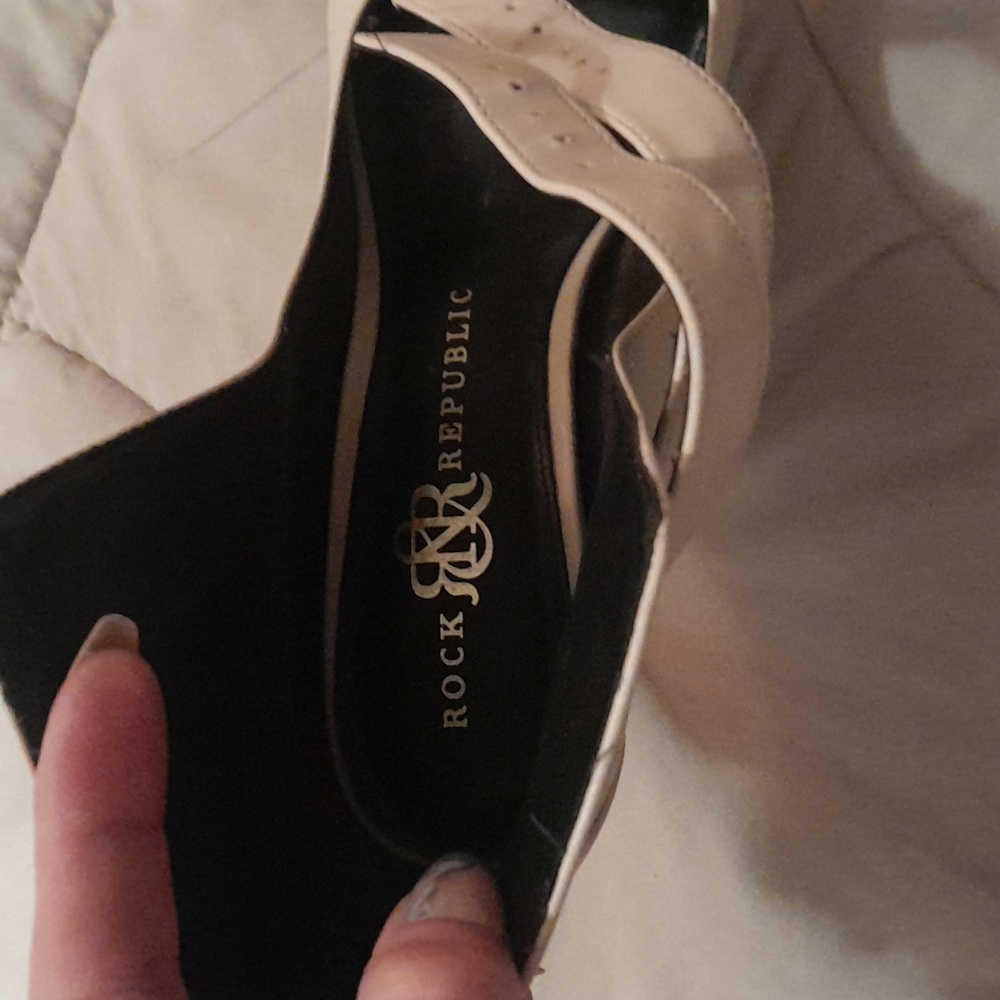 high heels very small size 8 cream beige